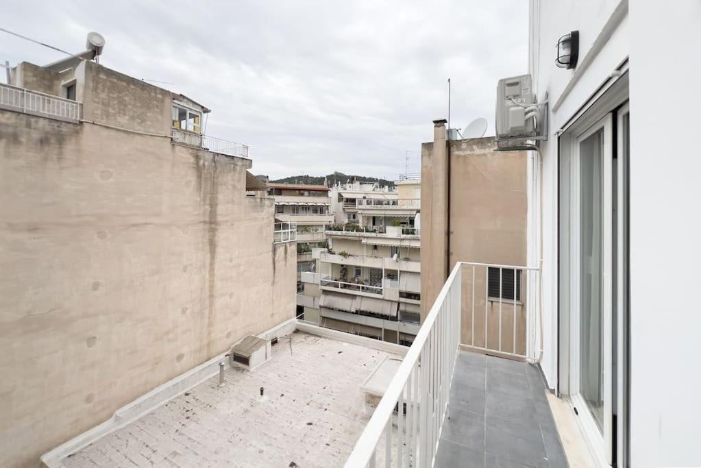 Spacious Penthouse Near Downtown Athènes Extérieur photo